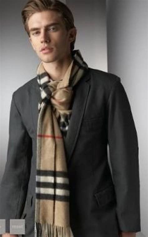 how to wear a burberry scarf men|burberry scarf style.